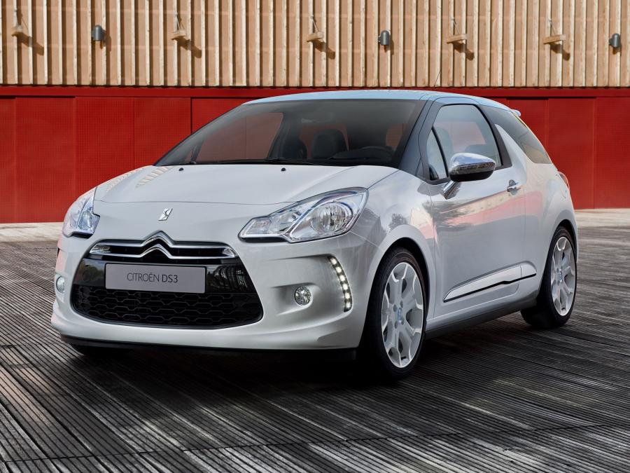  Citroen DS3 2009 года  (фото 13 из 72)